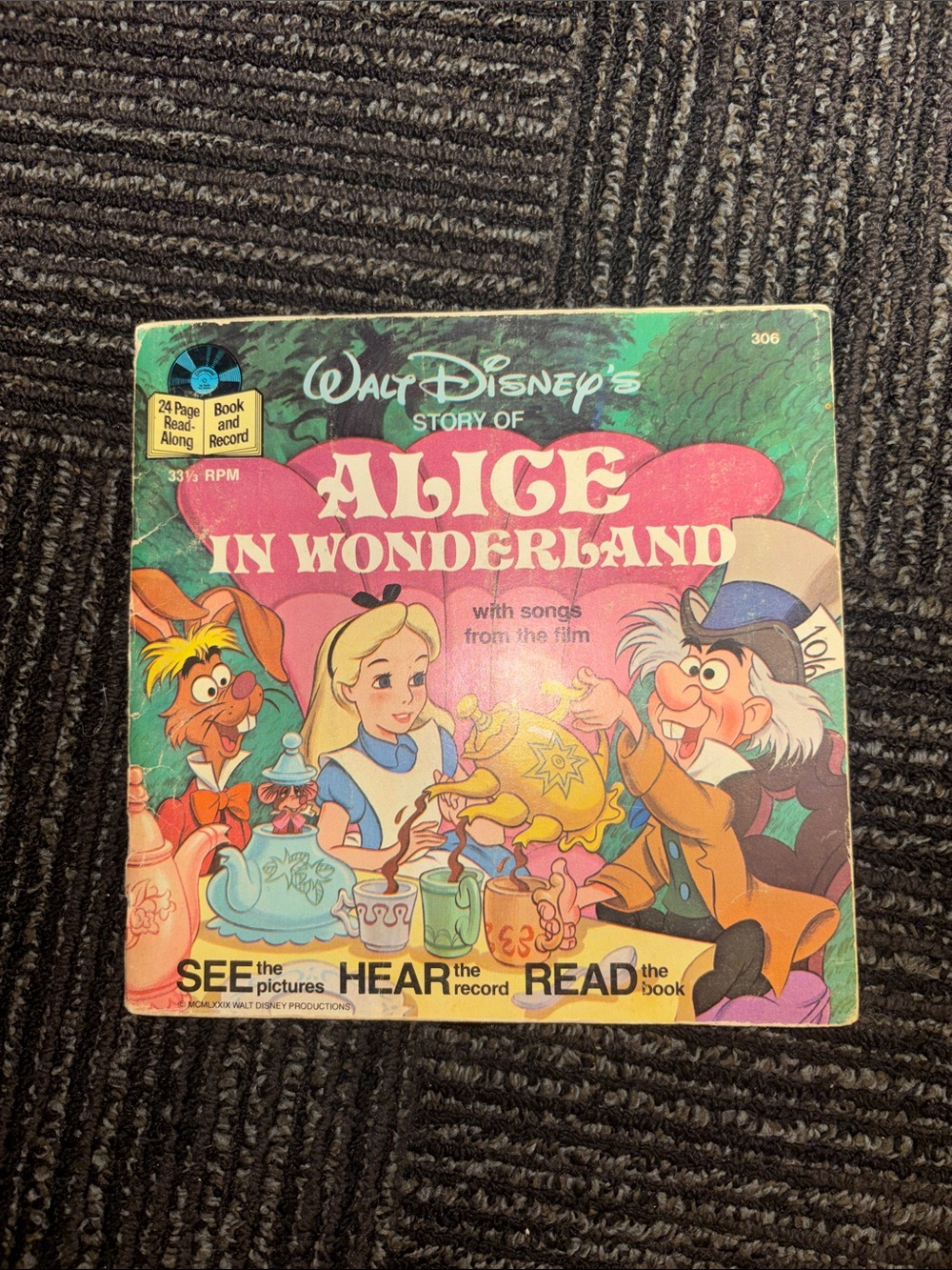 Walt Disney Alice in Wonderland Read-Along Book 1949